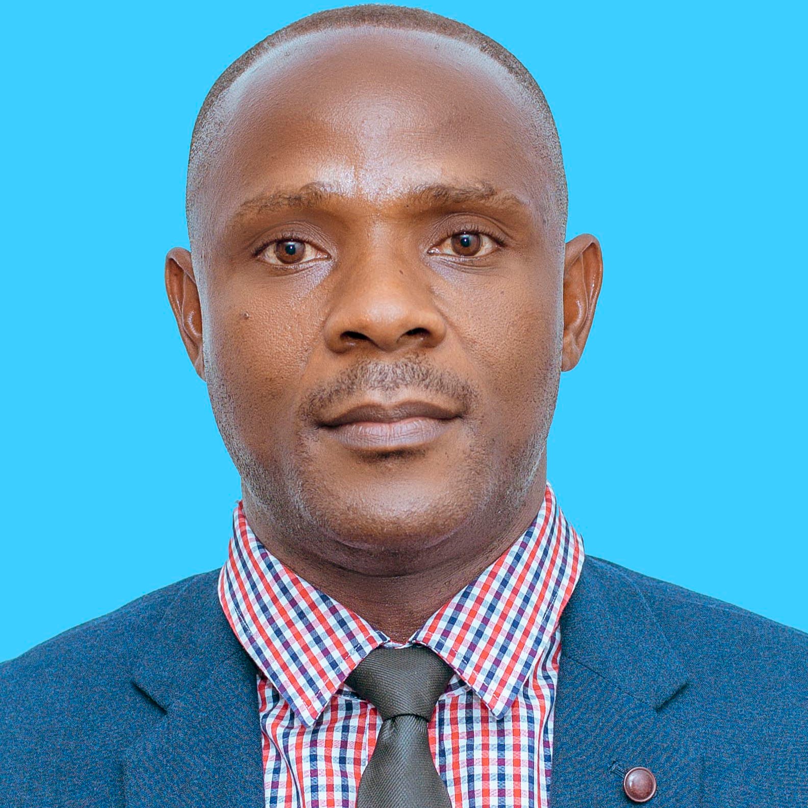 Sagenge  James photo